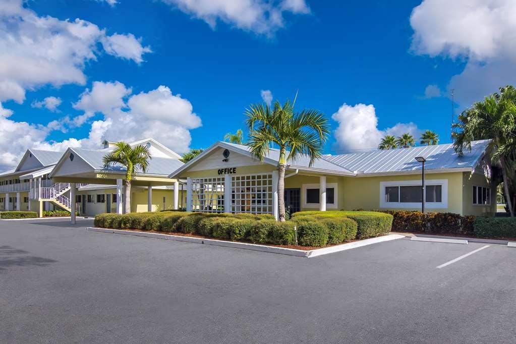 Best Western Port St. Lucie Exterior photo