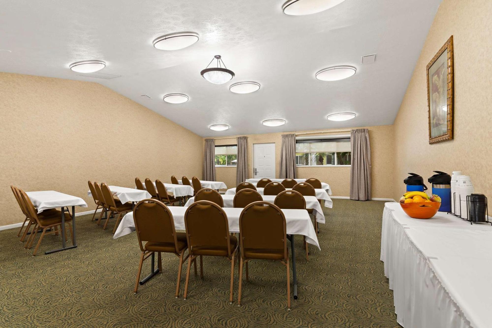 Best Western Port St. Lucie Exterior photo