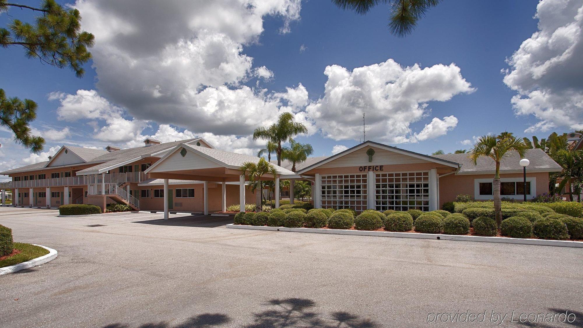 Best Western Port St. Lucie Exterior photo